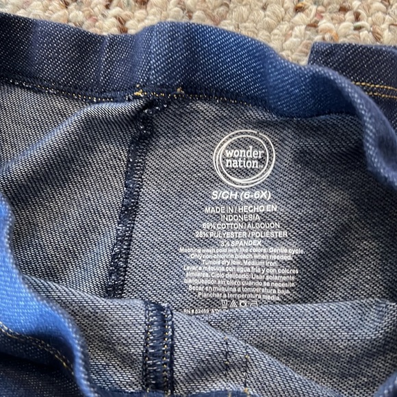 Girls capri bundle - Picture 6 of 6